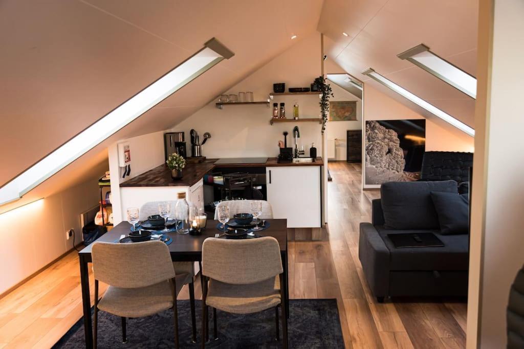Scenic Penthouse - Ocean View & Skylight Windows Daire Siglufjordur Dış mekan fotoğraf