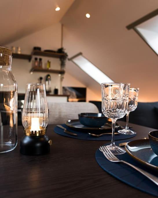 Scenic Penthouse - Ocean View & Skylight Windows Daire Siglufjordur Dış mekan fotoğraf